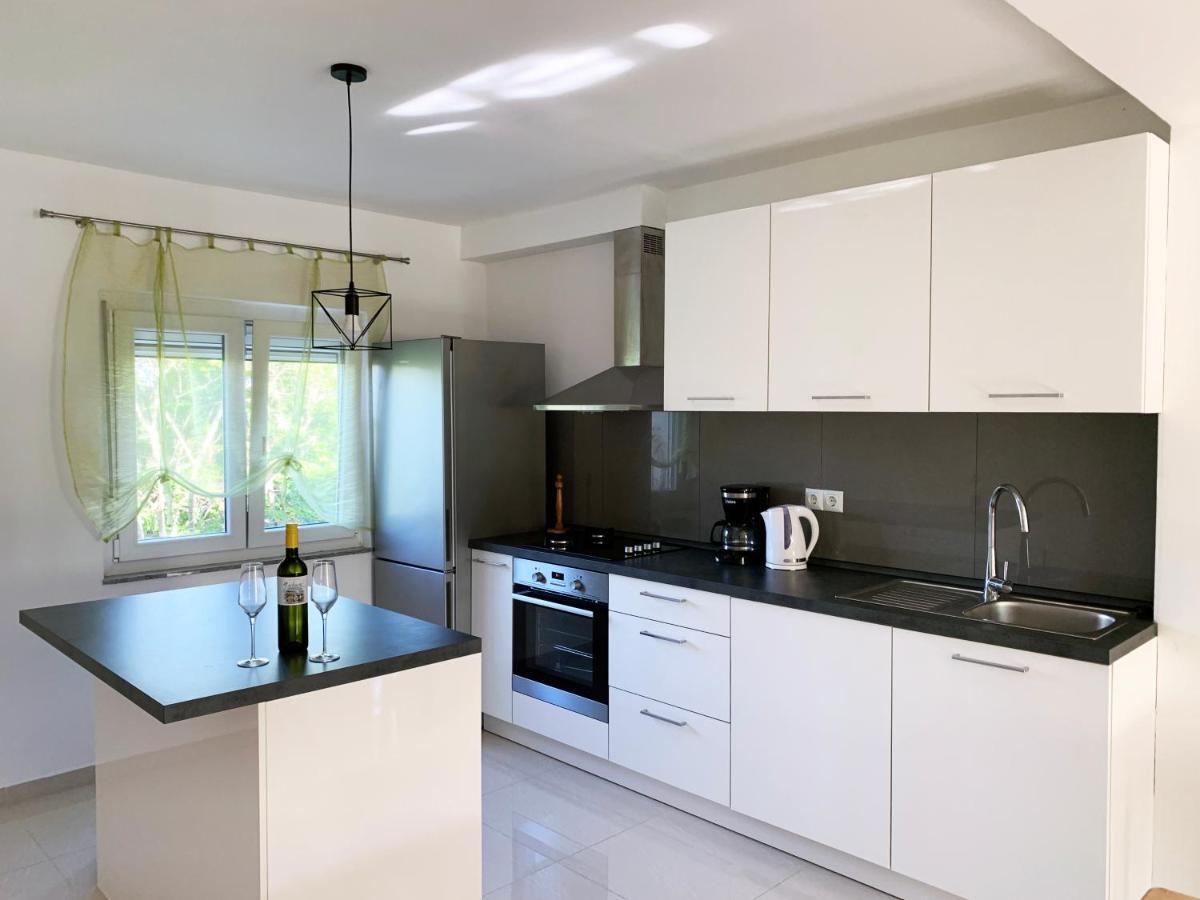 New Apartment Ema II Vrh  Luaran gambar