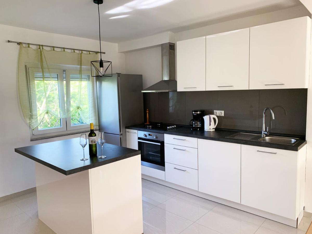 New Apartment Ema II Vrh  Luaran gambar